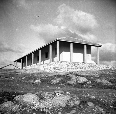 מבנה בכפר מנחם - פרלמוטר דוד