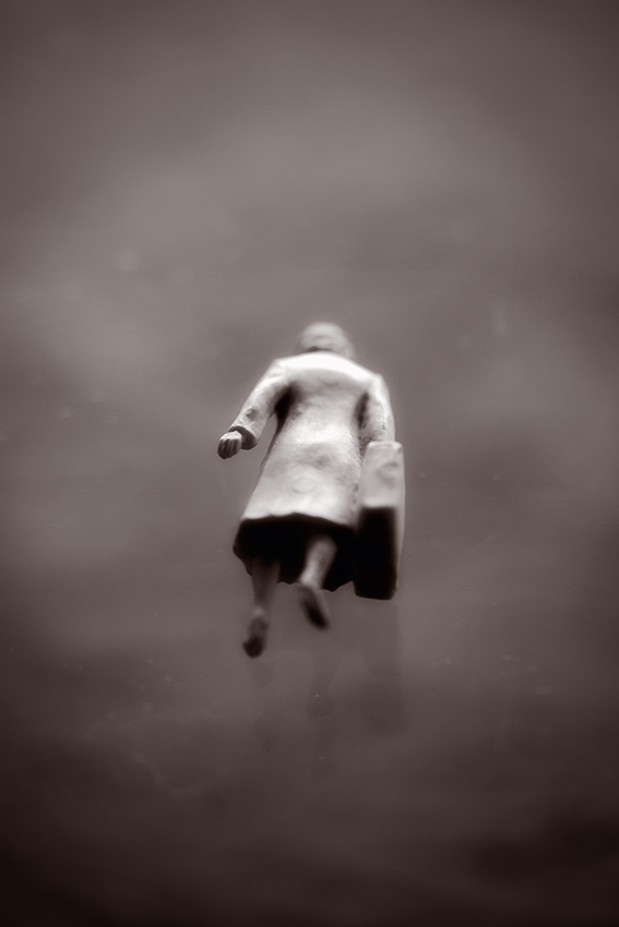 עפה מפה - גנור אבי