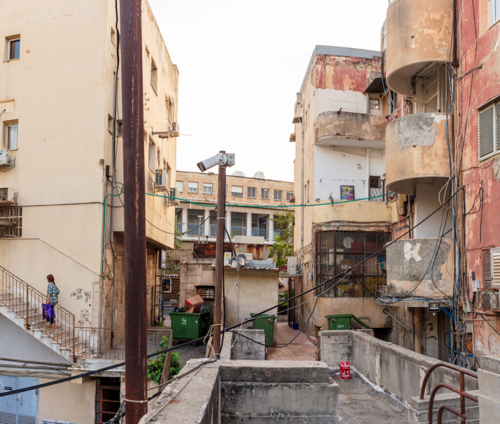 בית הקרנות, חיפה - סימן-טוב אורית