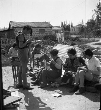 מחסן הבגדים והמכבסה - שיפטן גדעון