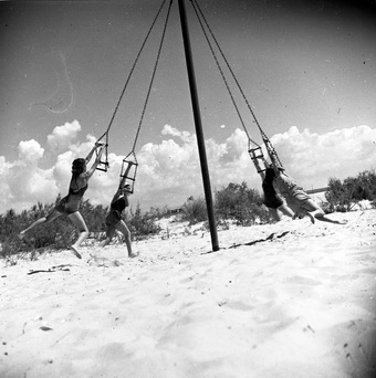 חוף הים - יעקבי אריה