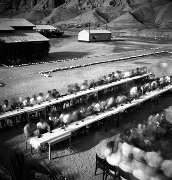 יום חג במחנה העובדים - שיפטן גדעון