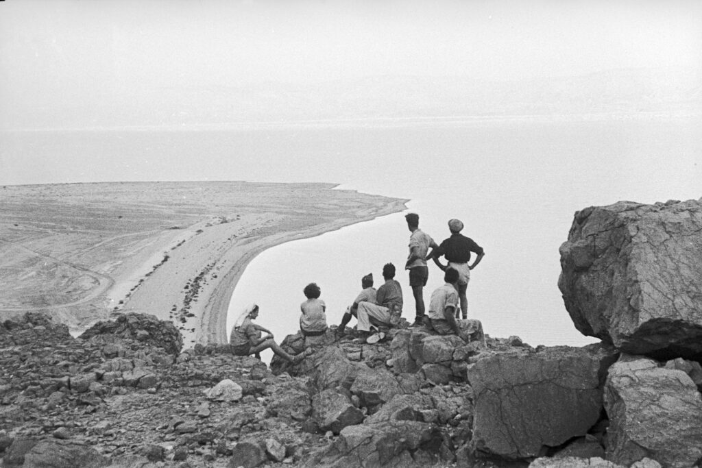 תצפית על ים המלך ממצוק ההעתקים - אלון עזריה