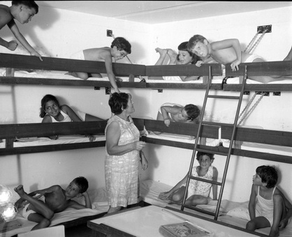 ילדים במקלט - כהן אליהו