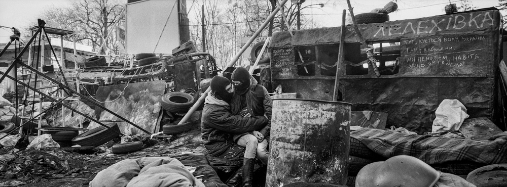 מאהבים בבריקדות, קייב - וולברג פבל