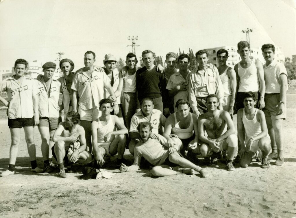 קבוצת הכדורגל של נבחרת בית הקפה "כסית" - סלומון מקסים