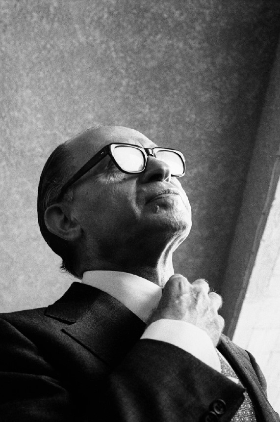 מנחם בגין - בר-עם מיכה