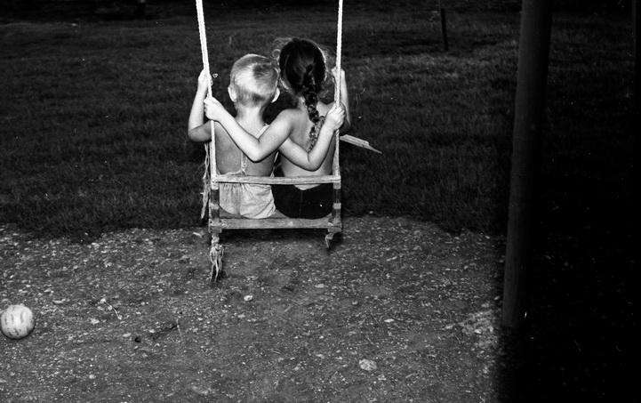 נדנדה, טלי ודורון נבו - נבו עמרם