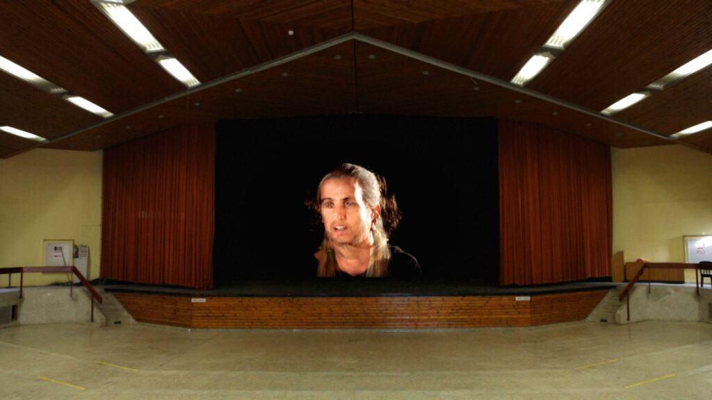 Rehearsing the Spectacle of Spectres - עברון ניר