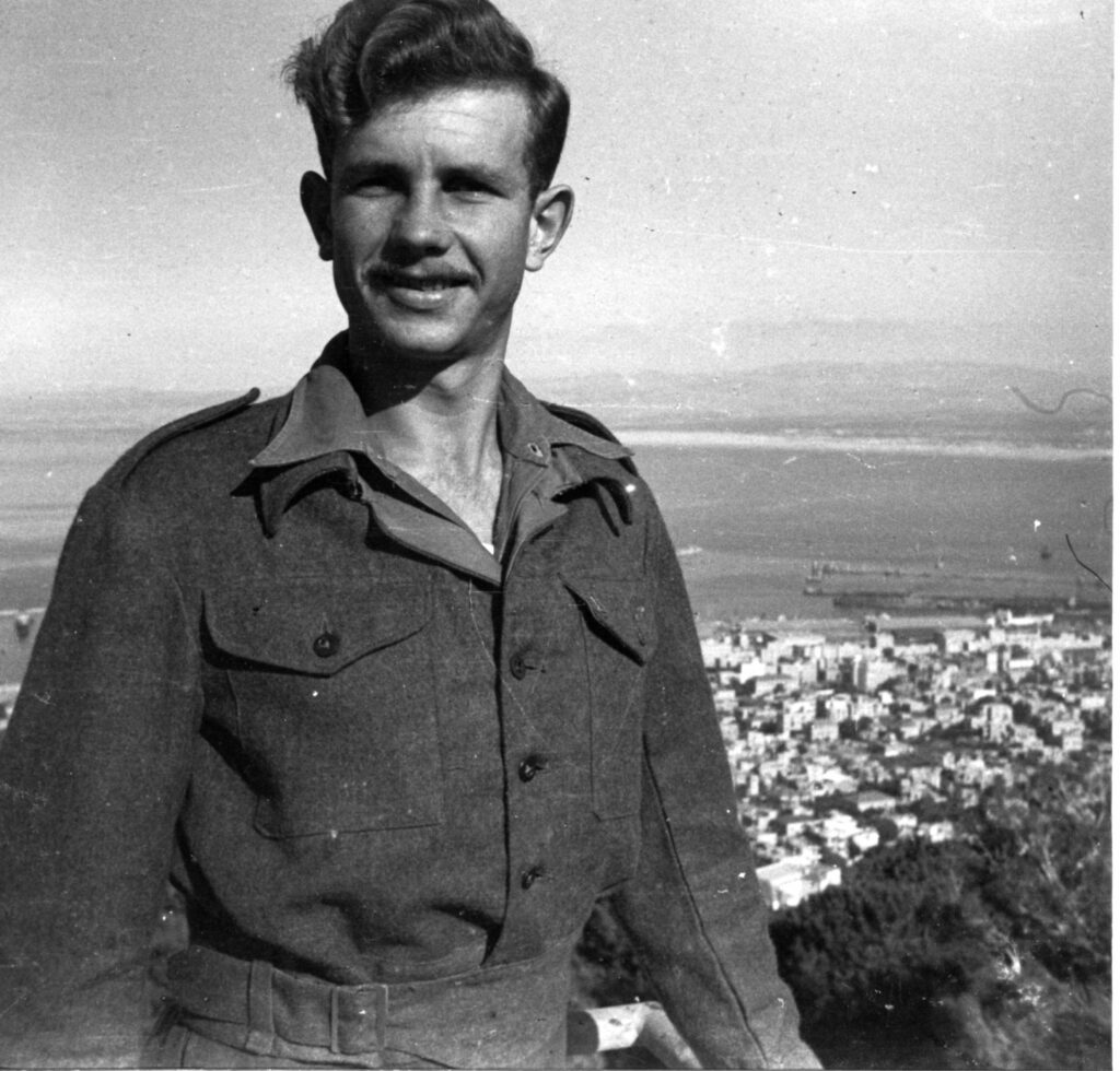 באדיבות אוצר התצלומים מוזיאון הפלמ"ח. 