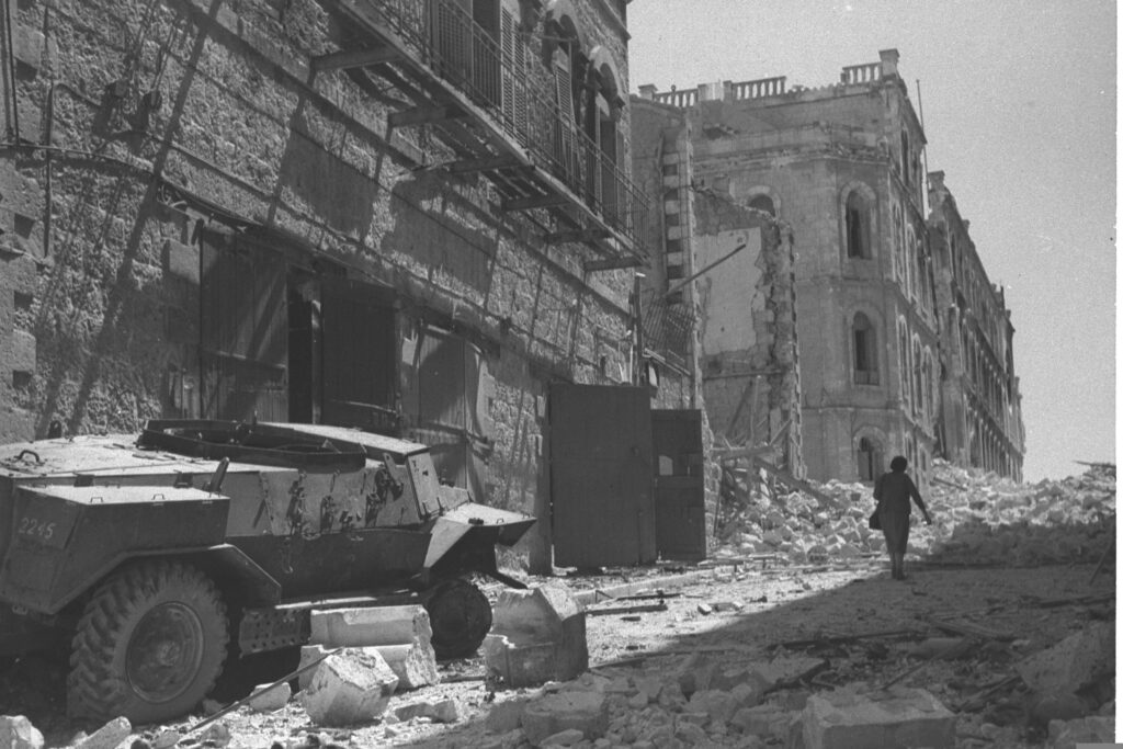 בית שניזוק במהלך מלחמת העצמאות - פין הנס (חיים)