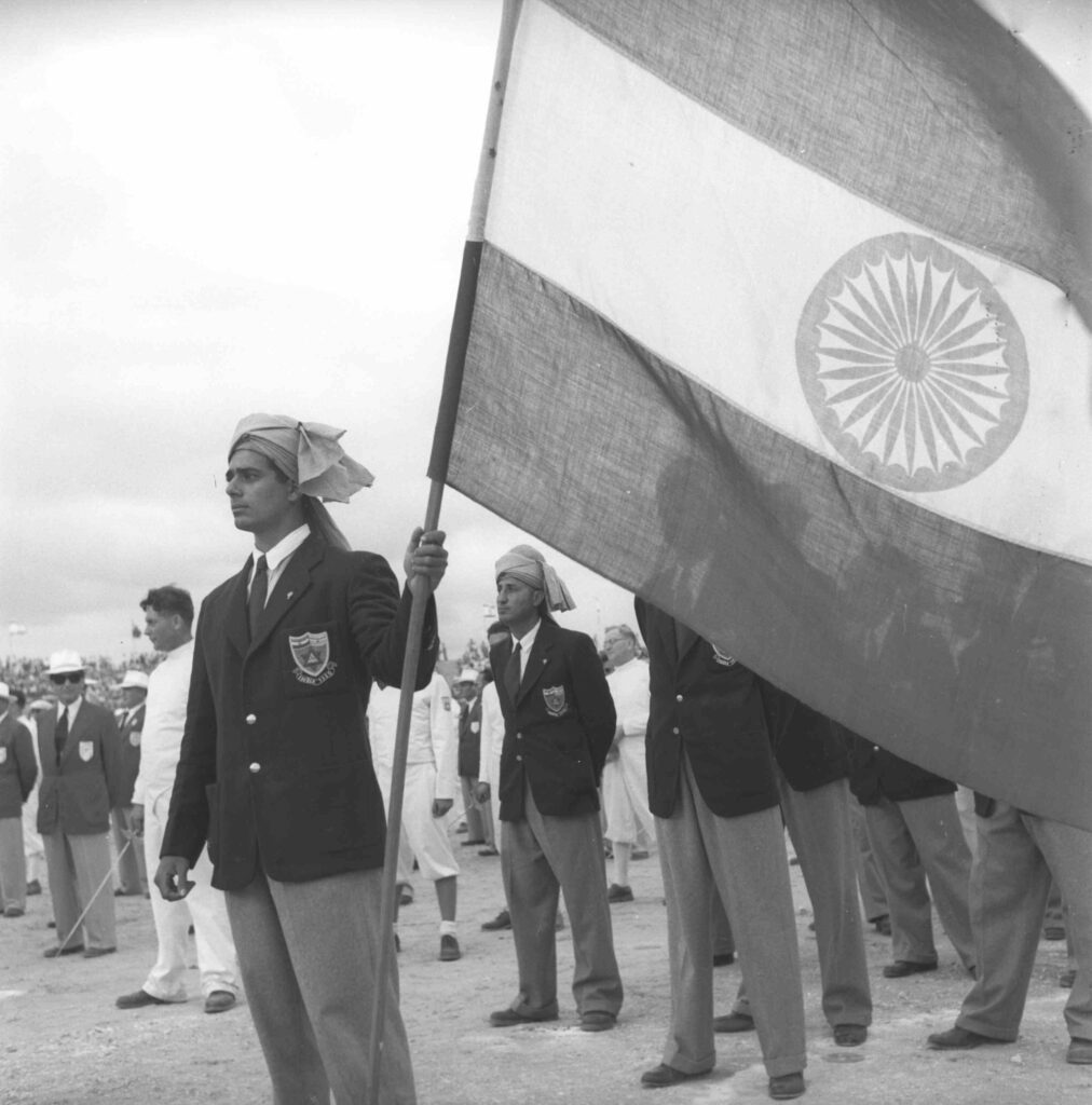 מפגן פתיחת המכביה הרביעית - קוטין אסף