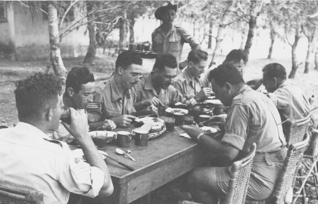 ללא כותרת - שפירא אנטול