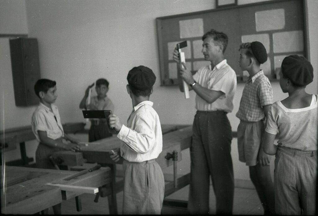 לימודי נגרות בבי"ס מקצועי - רותנברג בנו
