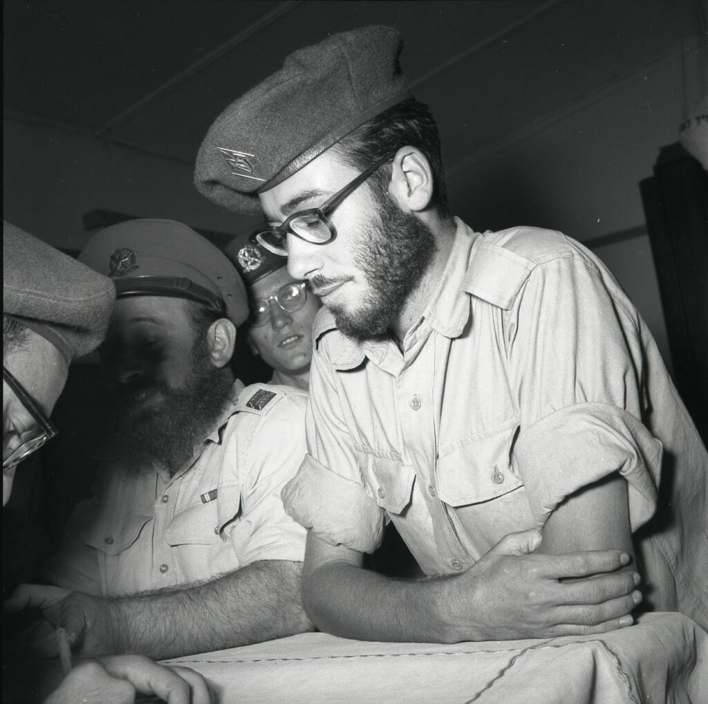 פורטרט של חייל דתי - רותנברג בנו