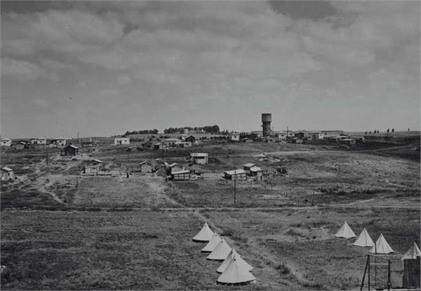 מראה כפר הרואה בעמק חפר - מלבסקי אברהם