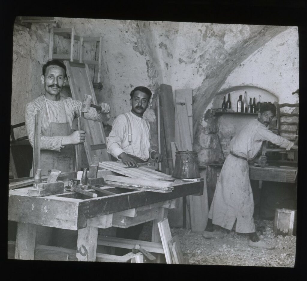 סדנת נגרים - ראאד חליל