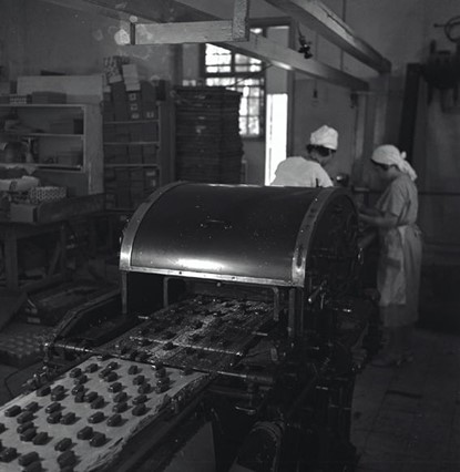 בית חרושת לממתקים "ליבר" ברמת-גן - רוזנר יעקב