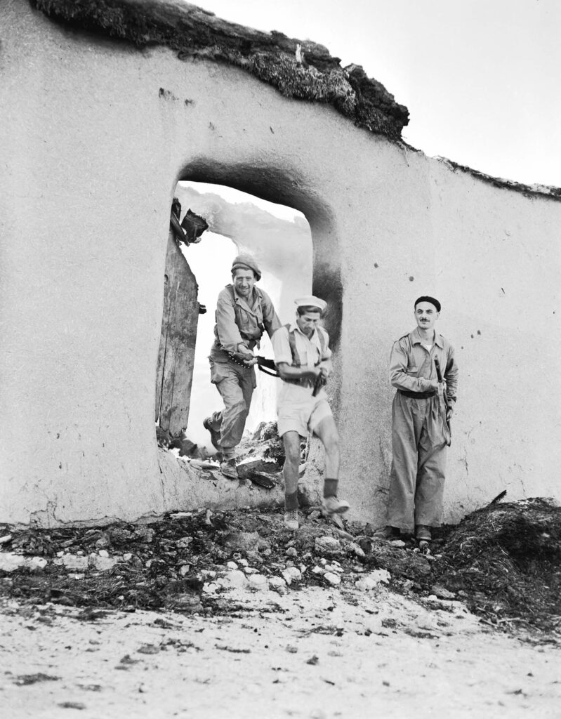 פטרול בנגב לאחר ששוחרר במבצע "יואב" - גולדמן פאול