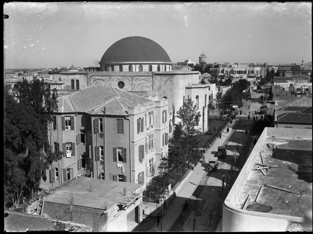 בית הכנסת הגדול ברחוב אלנבי - קריסטלר ולטר
