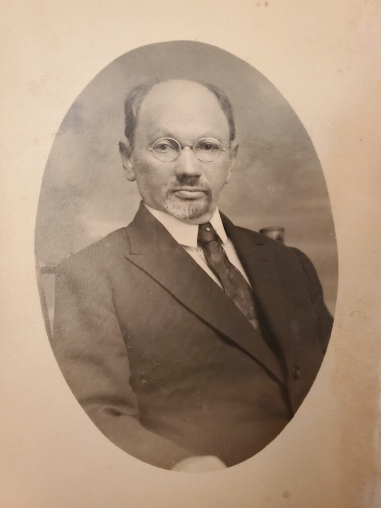 באדיבות המשפחה.