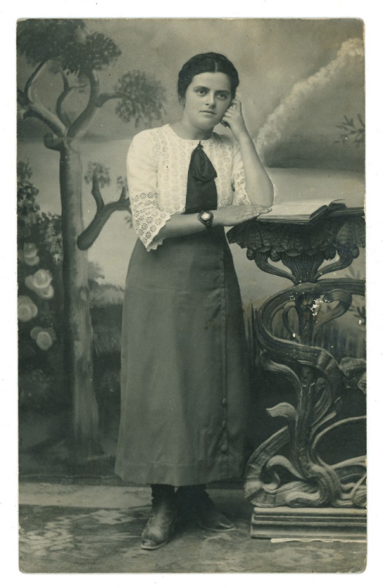 דיוקן אישה - רודי יוסף