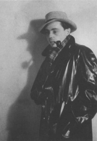 באדיבות אתר ARTNET, פורטרט עצמי, 1932.