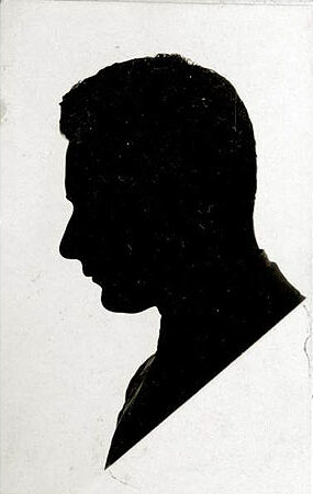 צללית של יוסף מתוך צילום עצמי, באדיבות נדב מן, מעבדת ביתמונה.