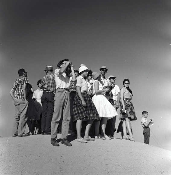 עדולם – סיור עם נוער מדרום אמריקה - סטרז'מיסטר אלכס