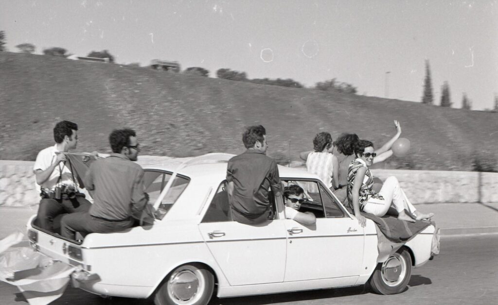 הרונדו המסורתי, יום הסטודנט באוניברסיטה העברית, מאות סטודנטים על כלי רכב מסוגים שונים ברחבי ירושלים - בר-טל שלום