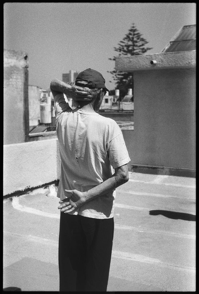 המעבר מאלימות לאי-אלימות, העבודה 30, תל-אביב - גרינבאום שירז