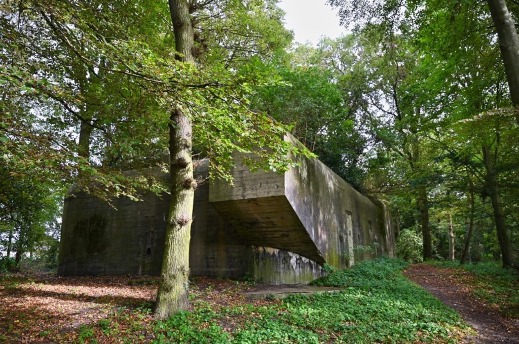 בונקר חיילים, פארק שוּננברג, ולסן, צפון הולנ - אריאלי דנה