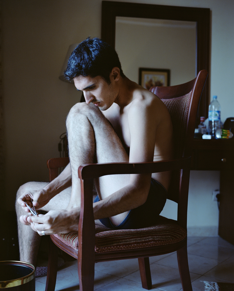 ללא כותרת (גוזז ציפורנים) - אלמליח מתי