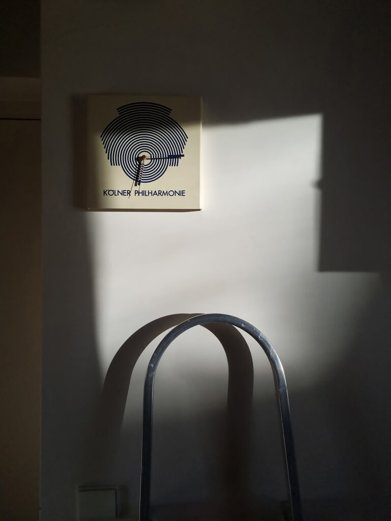 המשוטטת 01 - ברתיני שביט אורית