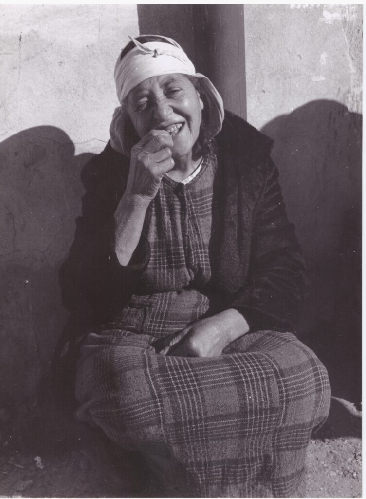 עולה מעיראק בשכונת סומייל - אייל שרה