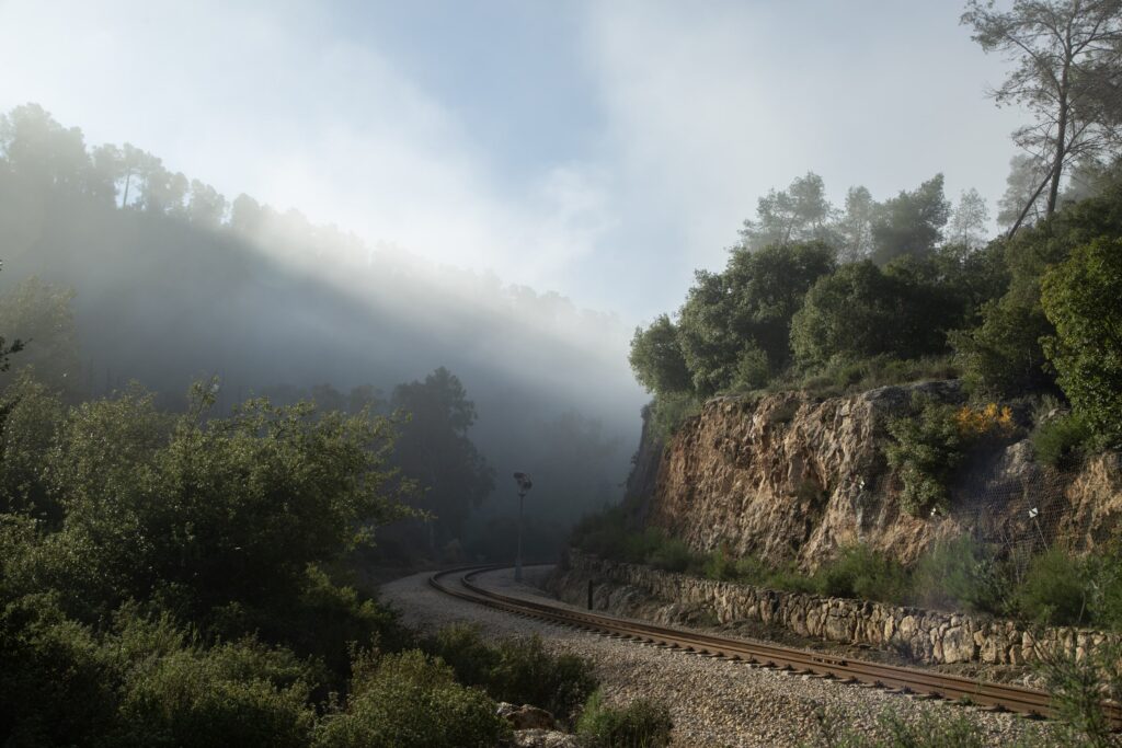 מסילת הרכבת לירושלים ליד בר גיורא - גיאן ברוך