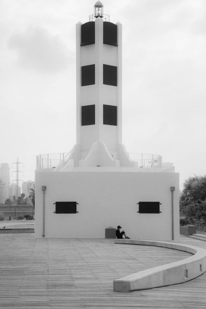 מגדלור נמל תל־אביב - גיאן ברוך