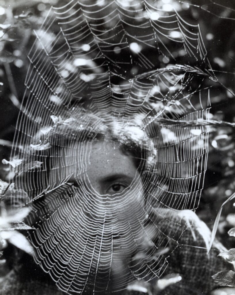 יעל בראון בסקנדינביה, 1945 לערך. צולם על ידי ורנר בראון, באדיבות יד יצחק בן צבי.