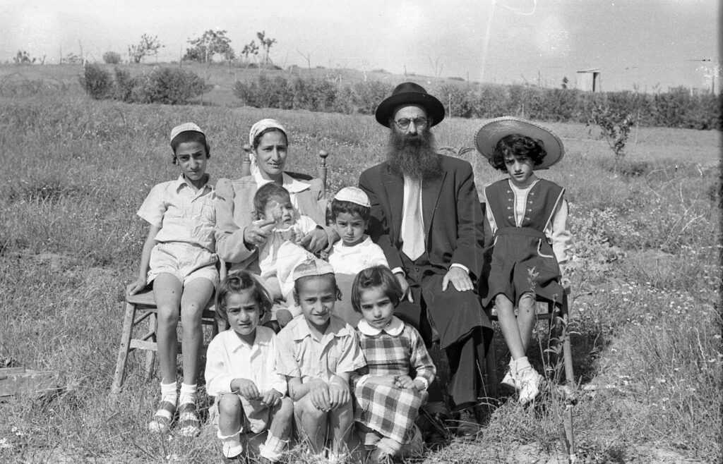 משפחה תימנית, שכונת נוה שולמית - שוסטר צבי